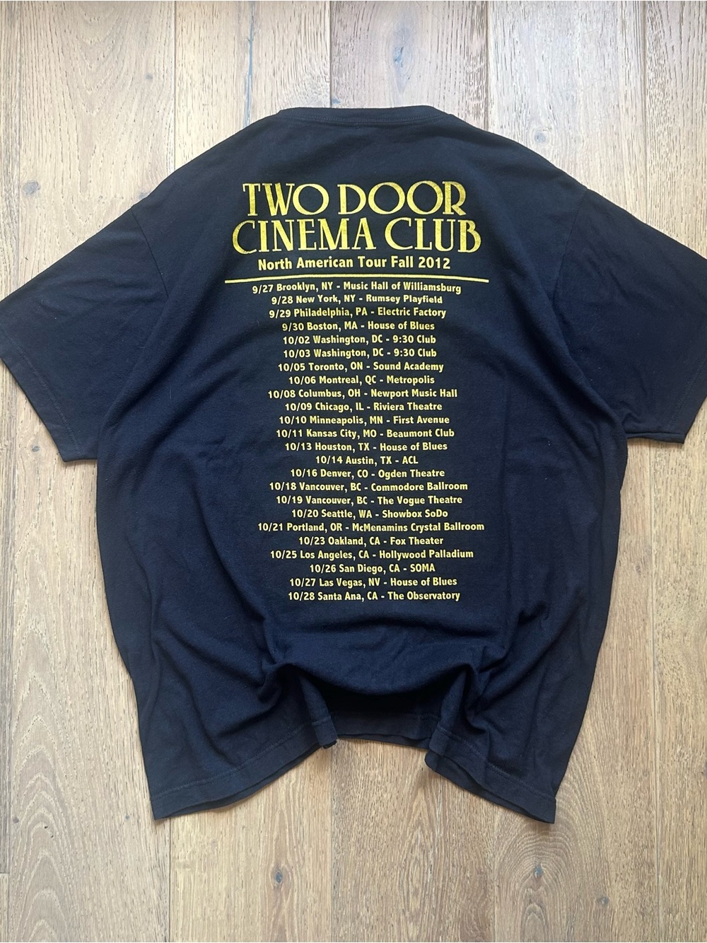 Two Door Cinema Club 2012 Tour Tee Size Large Black Yellow Merch Festival